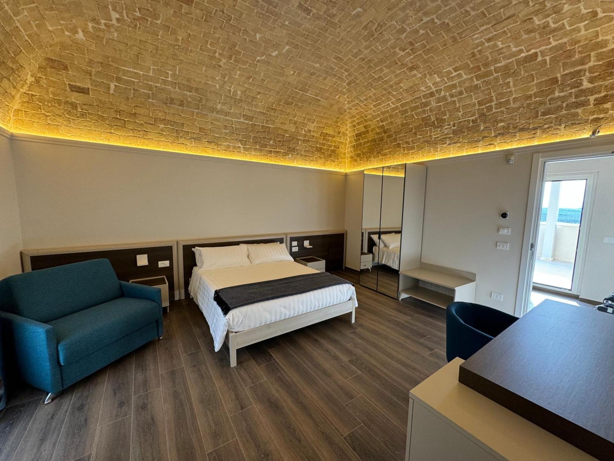 B&B Palazzo Croghan Torre Maggiore Extérieur photo
